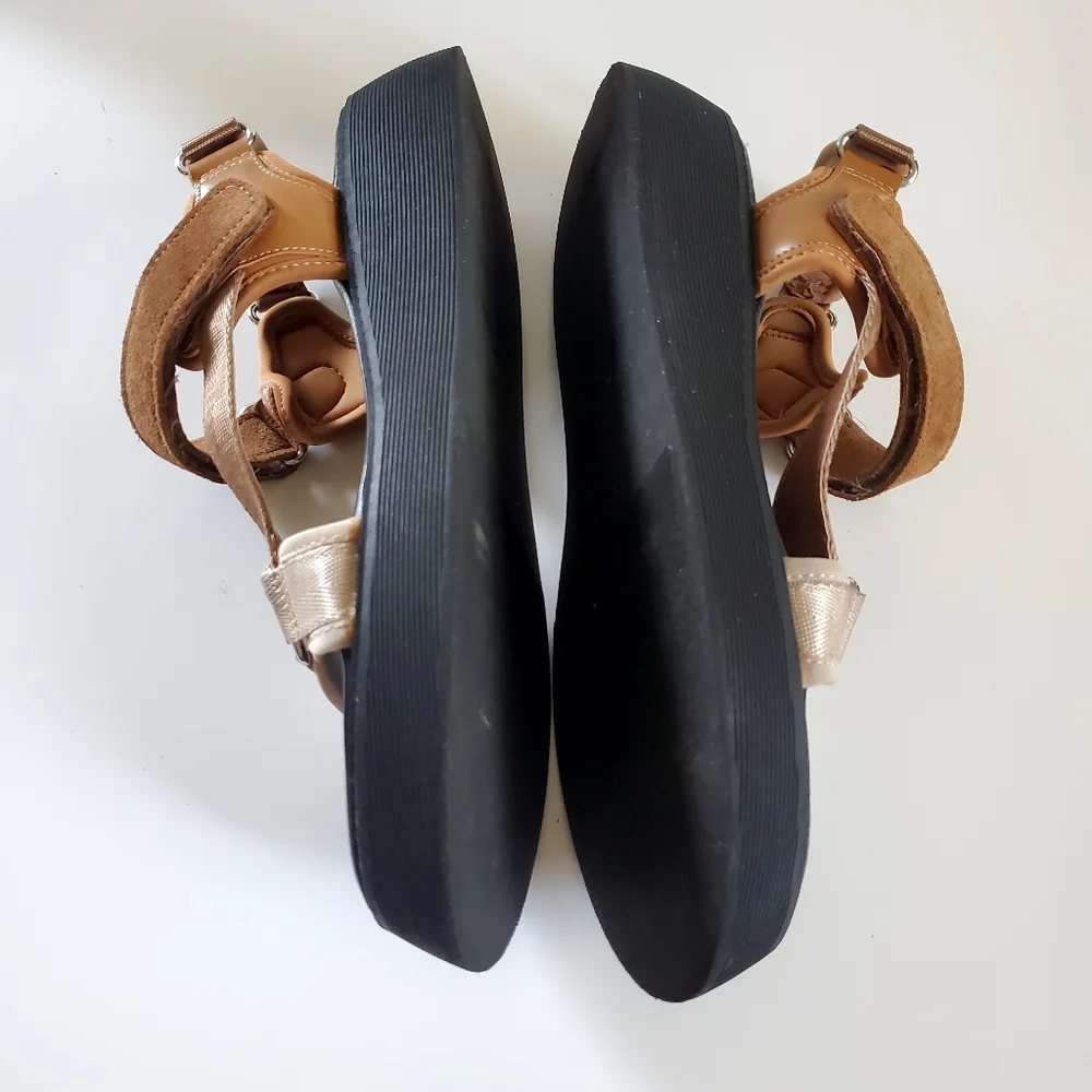 Zara Tan and Black Platform Sandals with Closure Size 9.5 - Picture 5 of 10